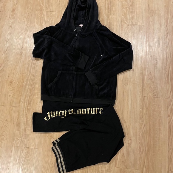Juicy Couture Other - Black velvet Juicy Couture sweatsuit